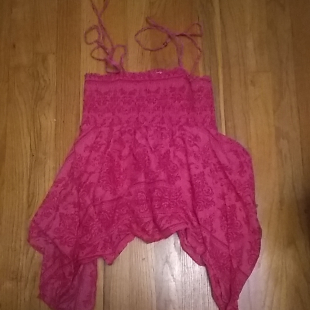 Asymmetrical Lei Shirt